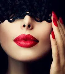 تزریق ژل و بوتاکس و لیزر موهای زائد