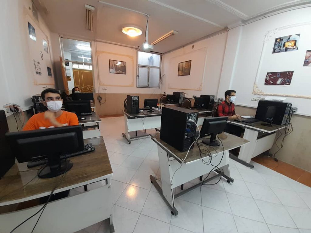 آموزشگاه کامپیوتر در خرم آباد