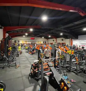 باشگاه بدنسازی سپیدار