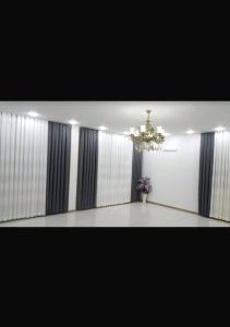 فروش ویژه انواع پرده و پارچه زبرا شید برقی و غیره درشیراز
